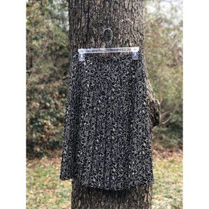 Navy & Cream Pleated Floral Skirt